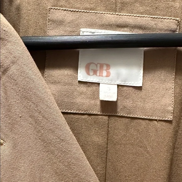 Gianni Bini Tan Trench Coat - Picture 5 of 7